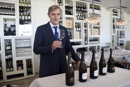 Codorniu: "Esperem que la situació política se solucioni i no malmeti l'economia"
